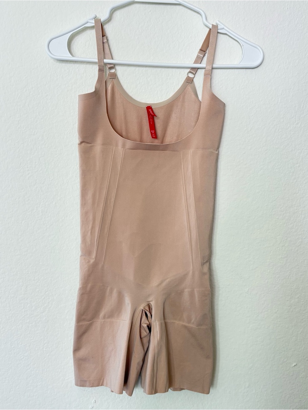 SPANX Open Bust Go Figure Mid Thigh Bodysuit Beige Medium